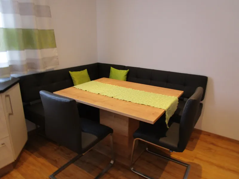 Appartement Hochglocker: Eckbank mit Esstisch